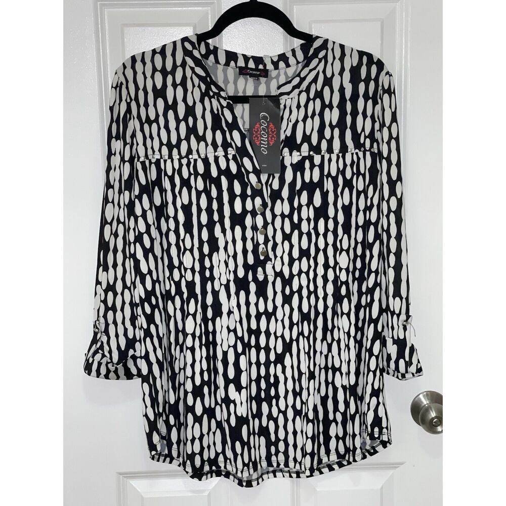NWT Cocomo Women’s Black White Studded Pin Tuck V-neck 3/4 Sleeve Top Blouse XL‎